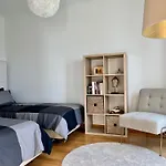 Parque Nacoes - Premium Location And River View Apartman *