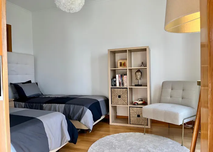 Parque Nacoes - Premium Location And River View Apartmán *